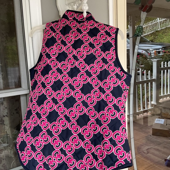 Crown & Ivy women size medium vest Navy Pink EUC Zip pocket - Picture 9 of 13